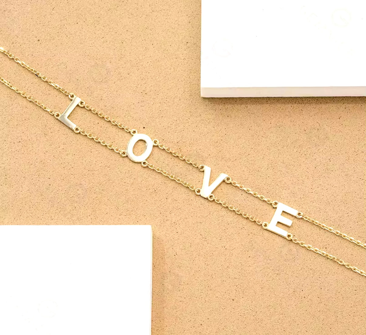 DAINTY LOVE BRACELET