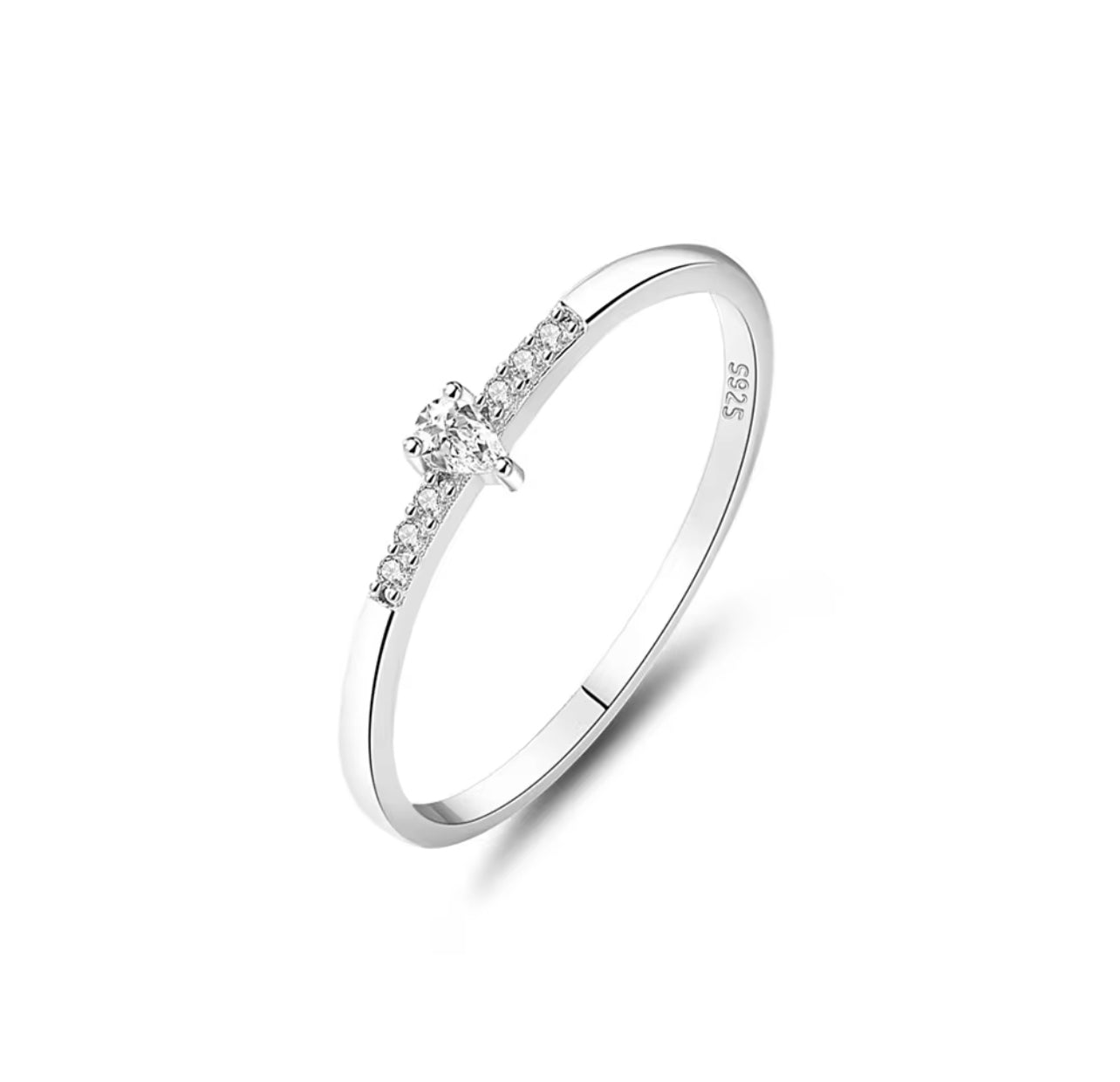 DAINTY OVAL RING