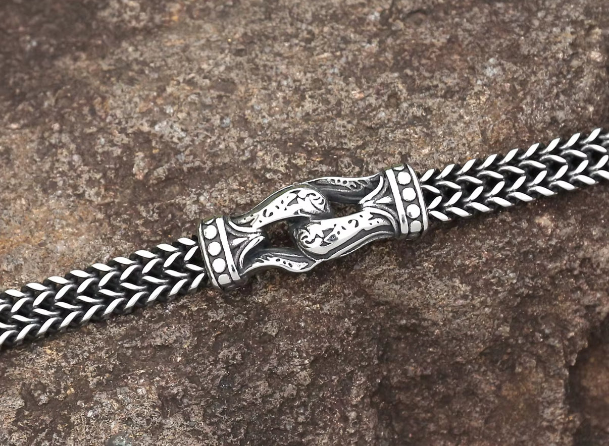 VIKING CONNECTED BRACELET