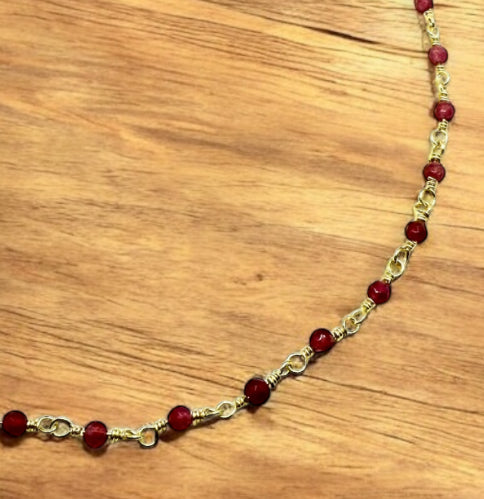 NATURAL BEADED CHOKER