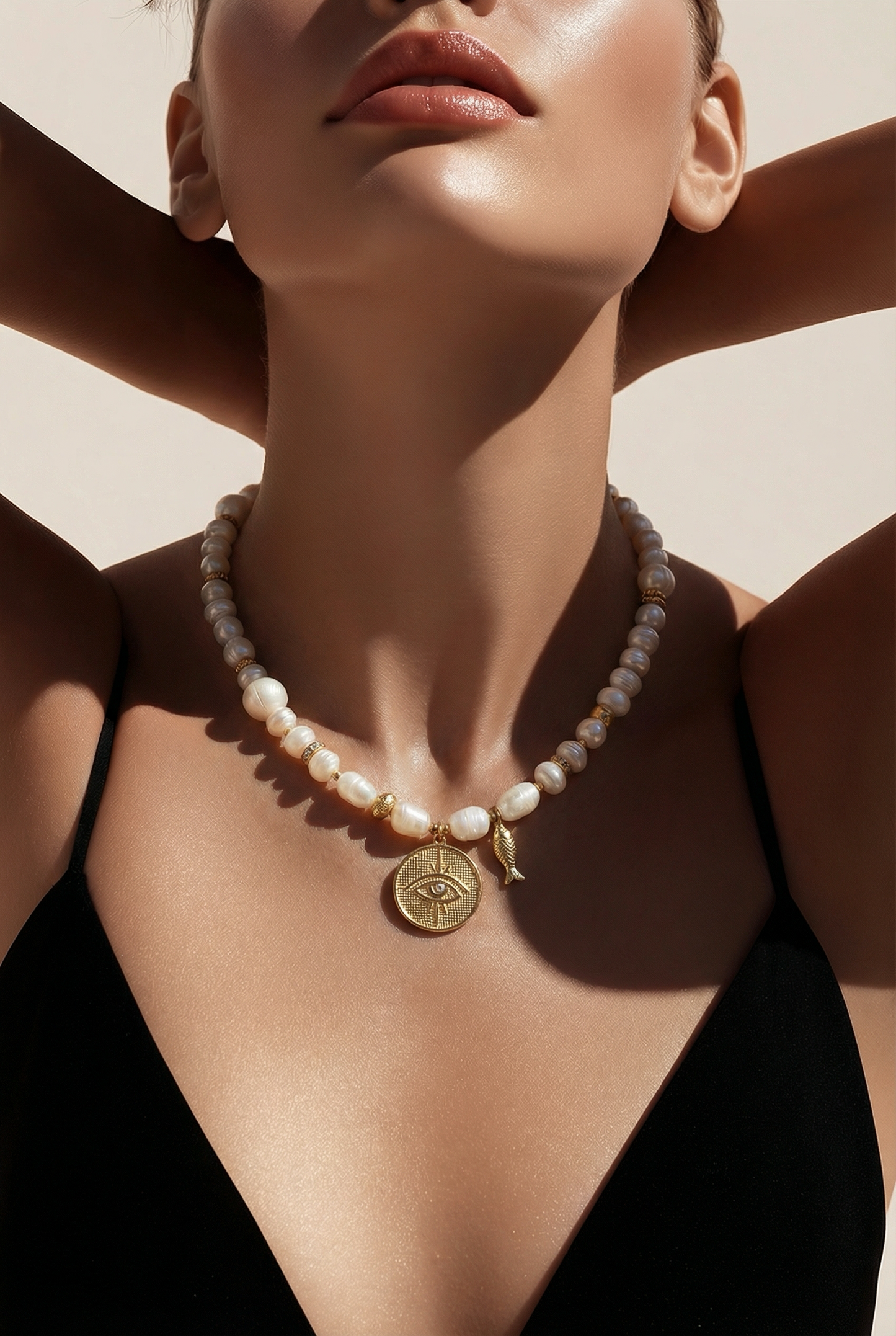 PEARL EYE FISH NECKLACE