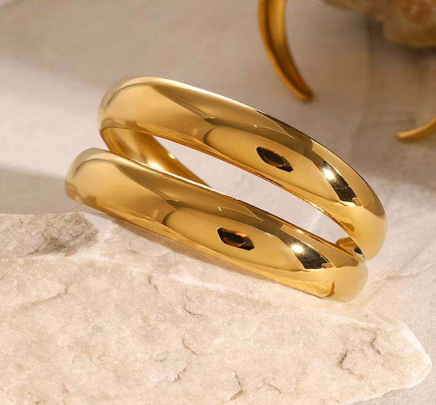 DOUBLE BANGLE