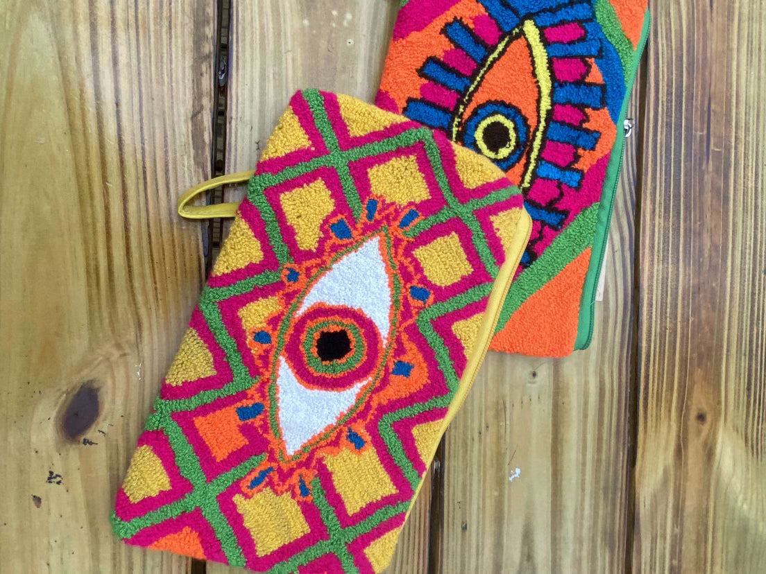 Eye Clutch - view 6