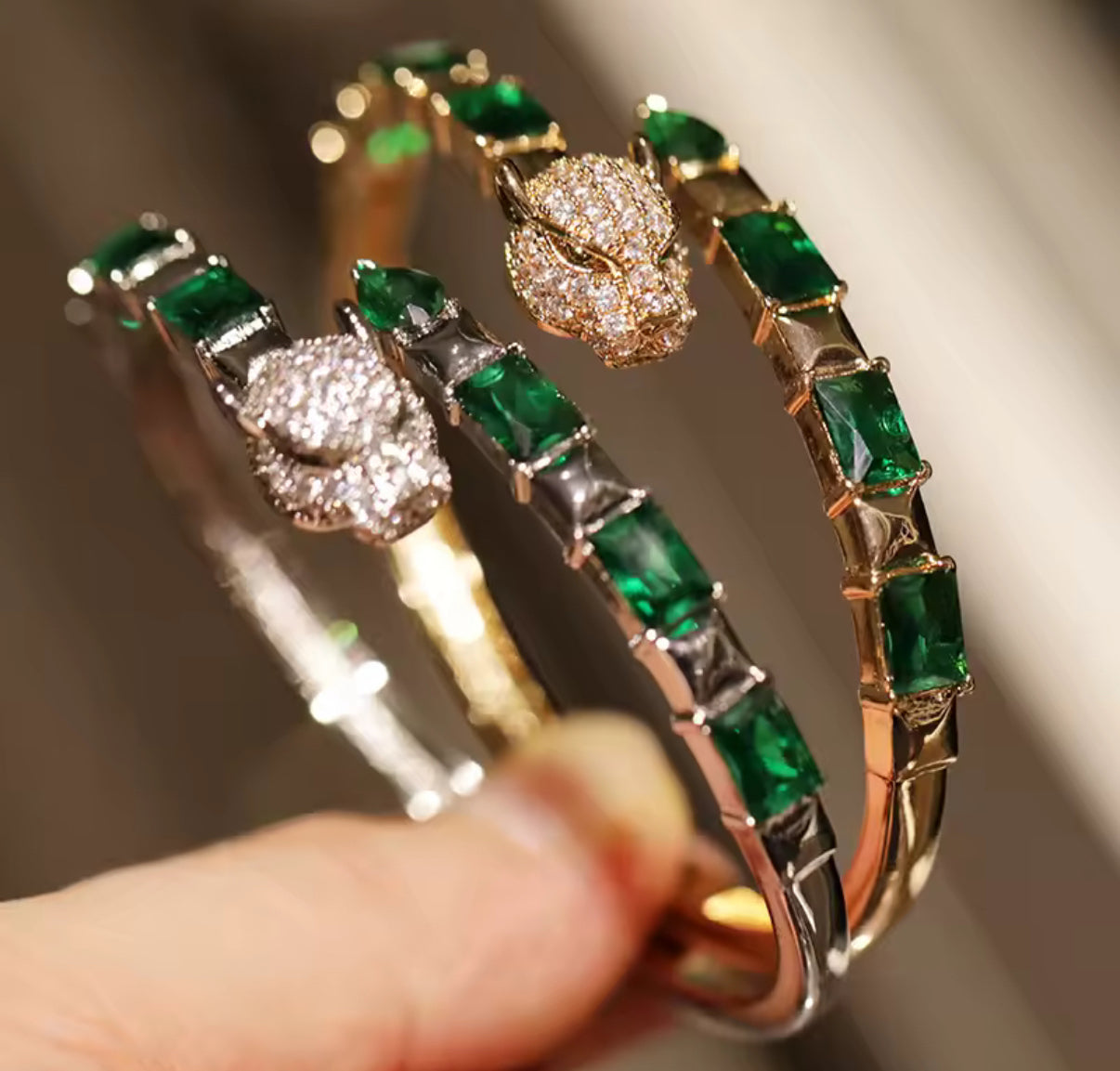 EMERALD LEOPARD BANGLE