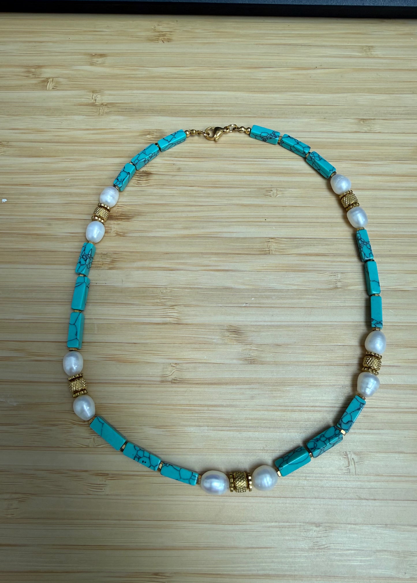 BEADED NECKLACE