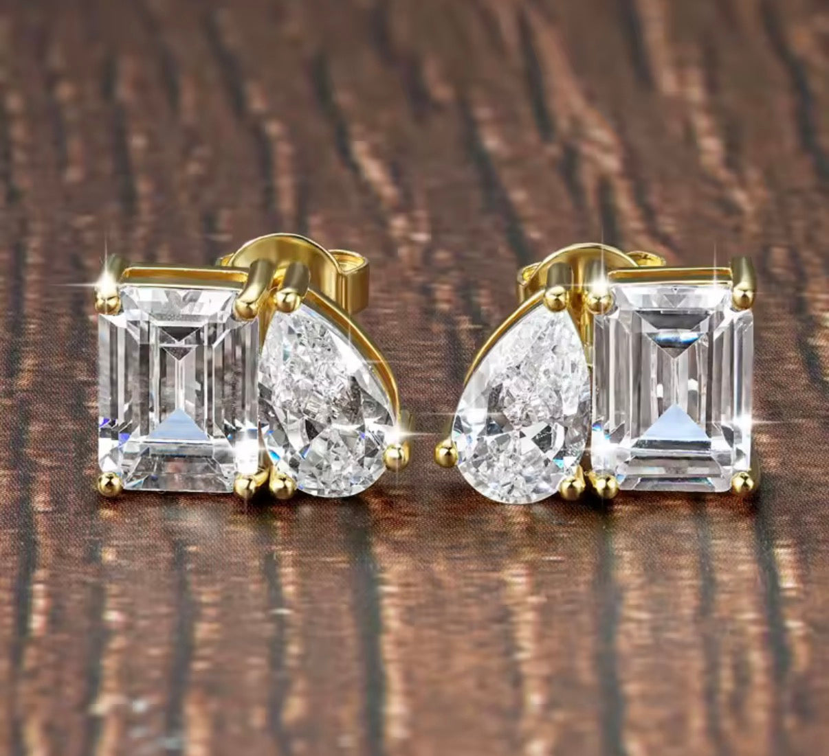 ELEGANT STUDS