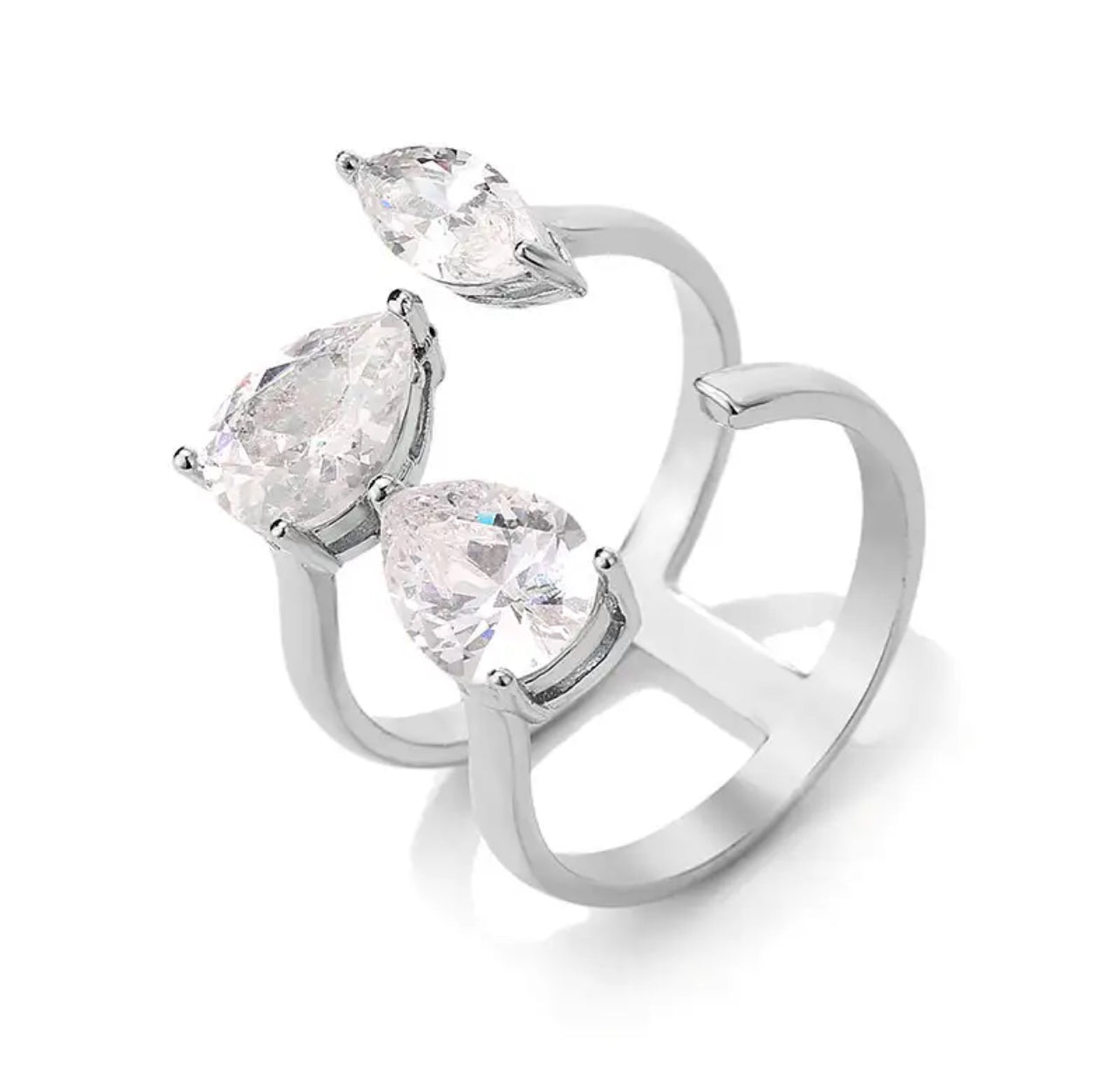 BUTTERFLY OPENING CZ RING