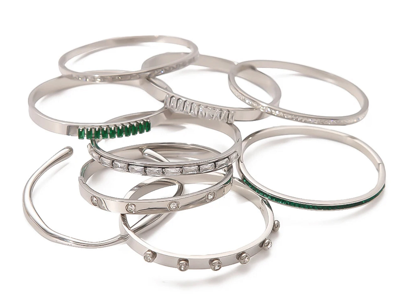 DAINTY CUBIC ZIRCONIA BANGLE