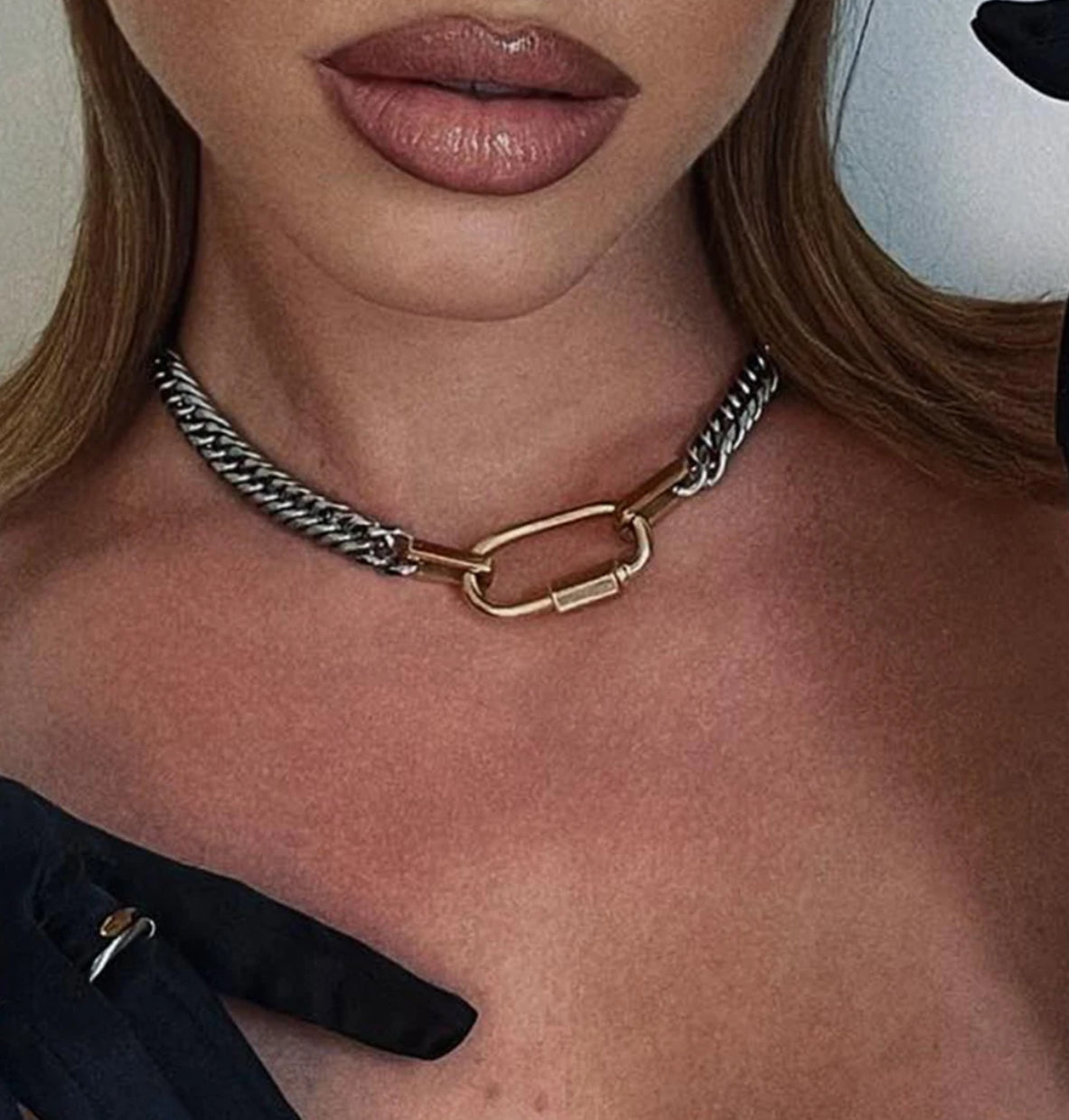 TWO-TONE CHUNKY NECKLACE