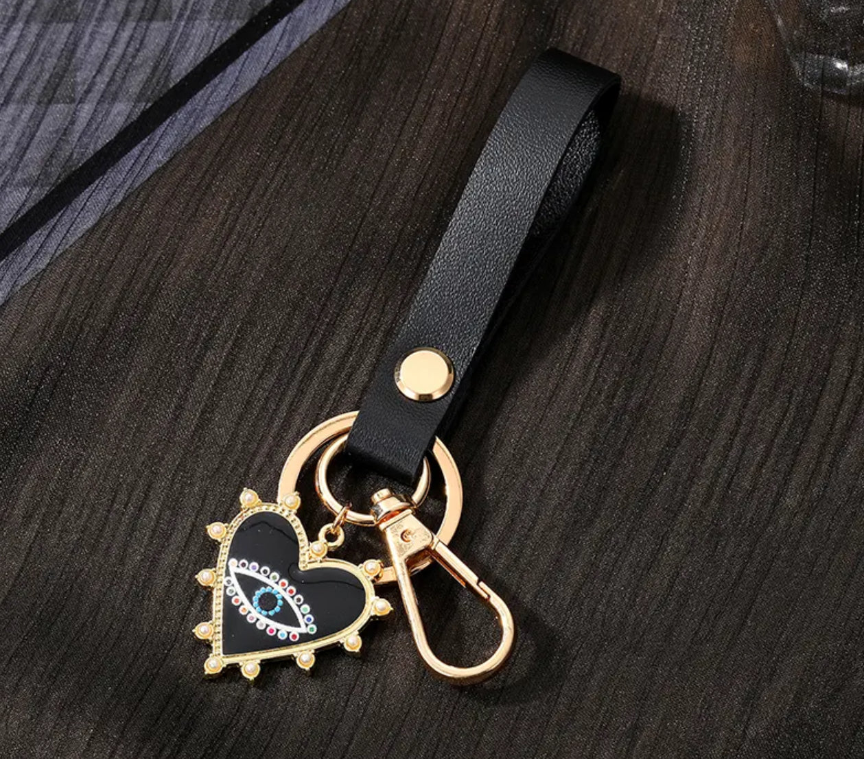 HEART EVIL EYE KEYCHAIN