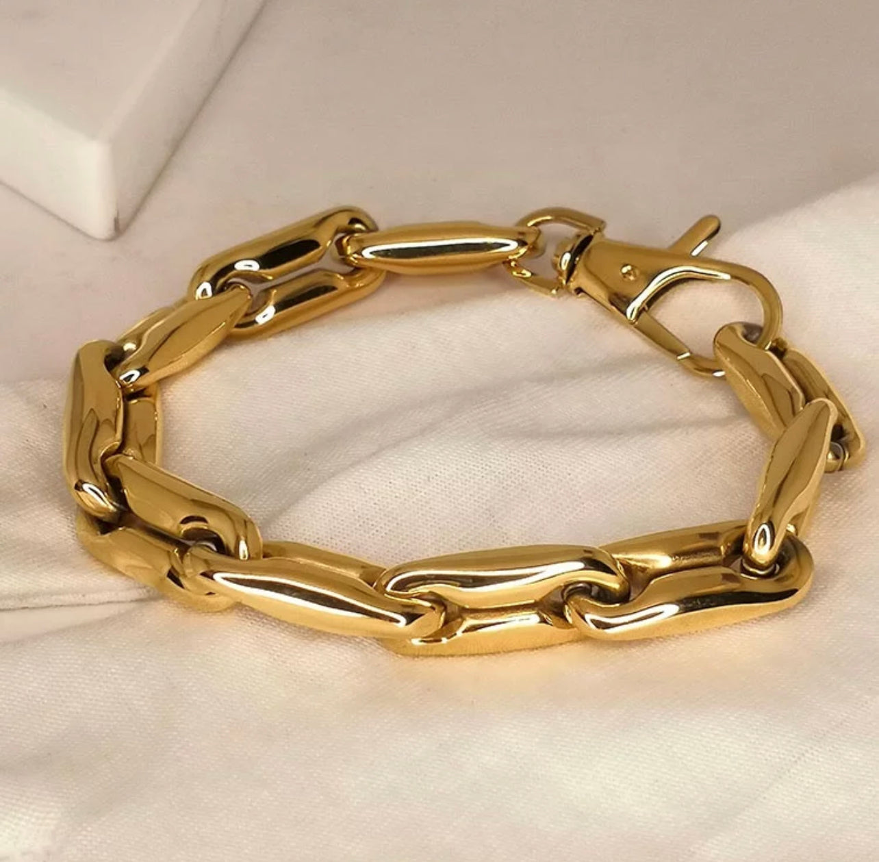 GLADIATOR BRACELET