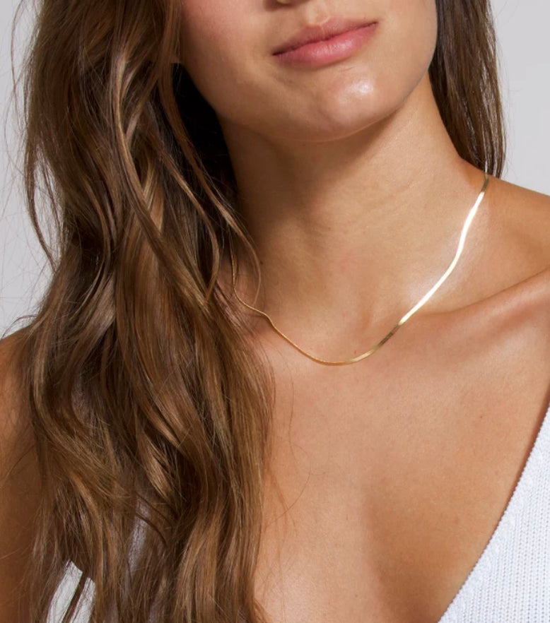 HERRINGBONE NECKLACE