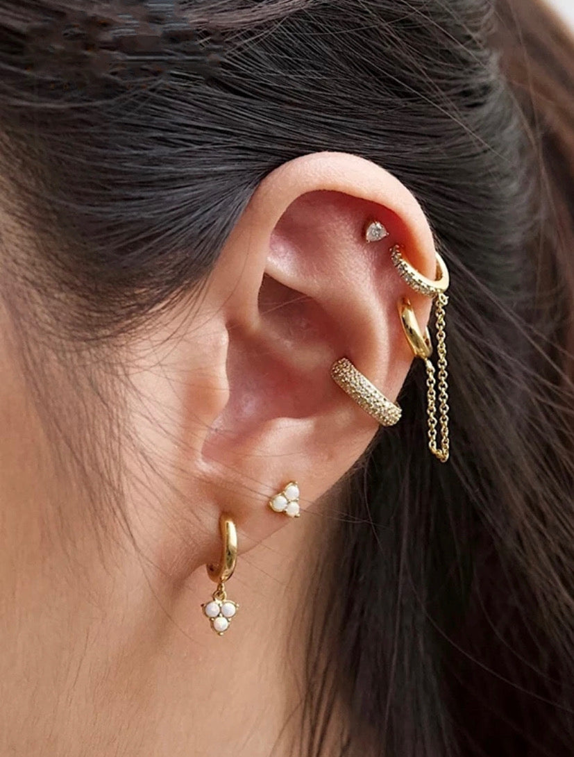 EARCUFF