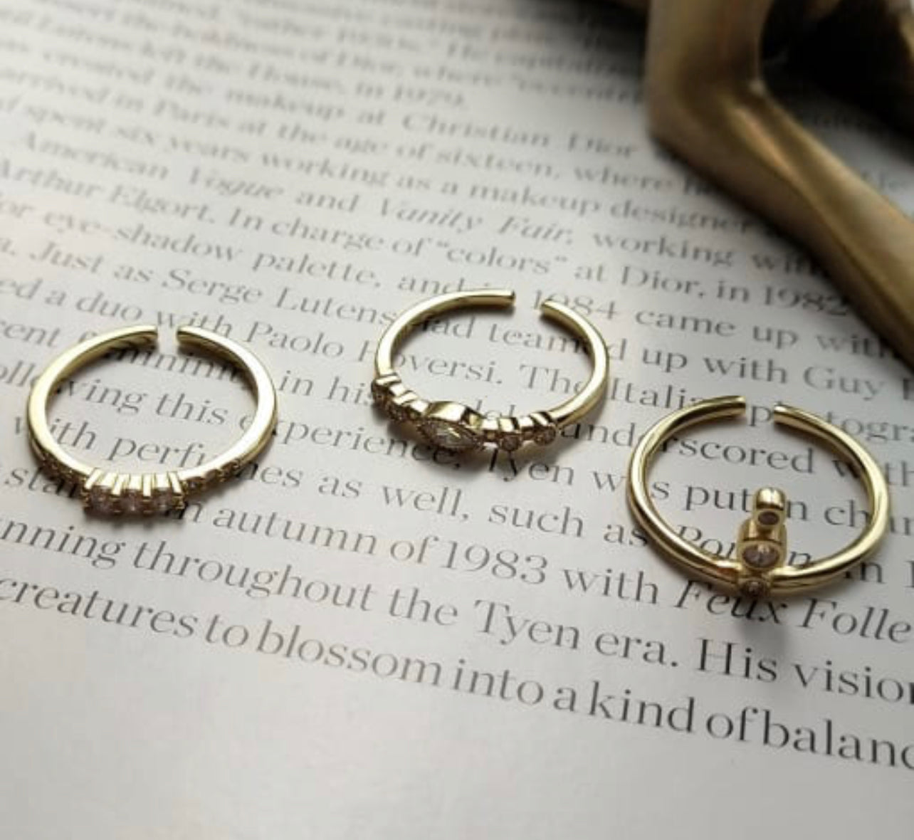 DAINTY CZ STACK RING
