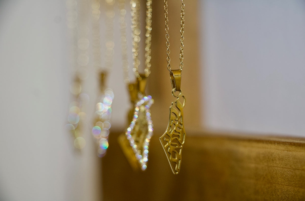 ISRAEL MAP NECKLACE