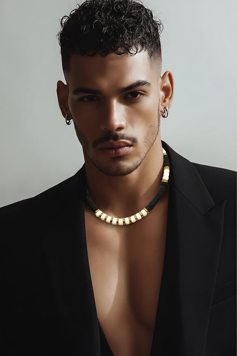 CYLINDER WHT/BLK NECKLACE