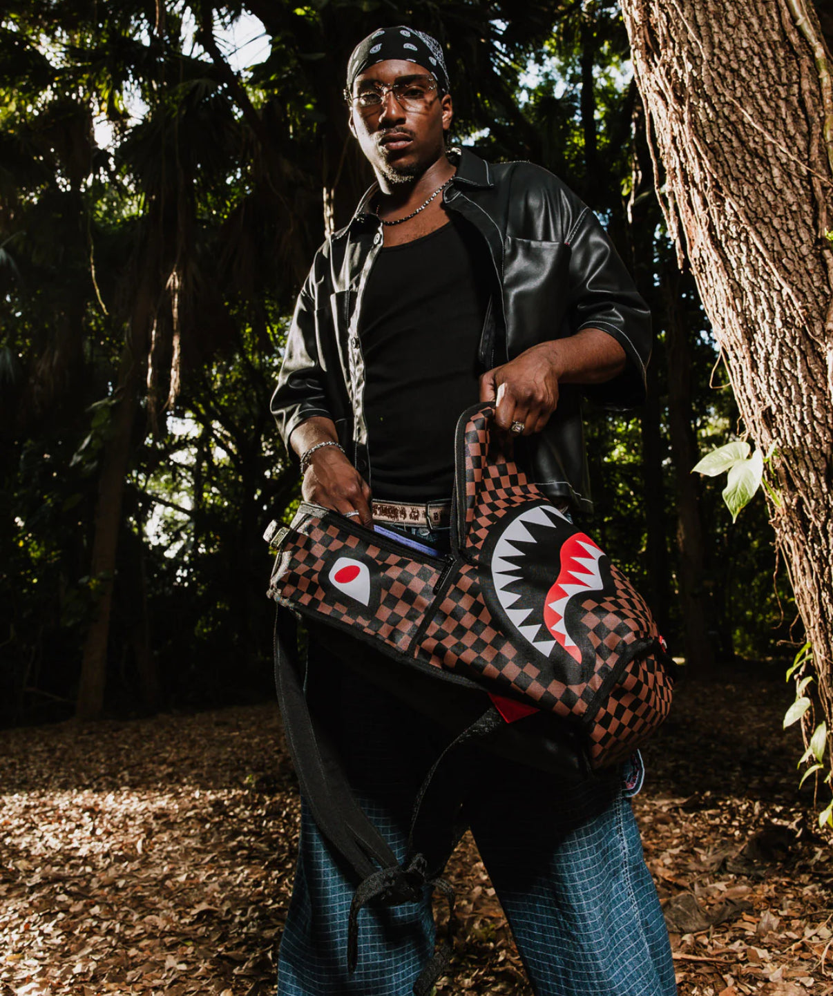 INVERTED SHARK POCKET DLXS BACKPACK