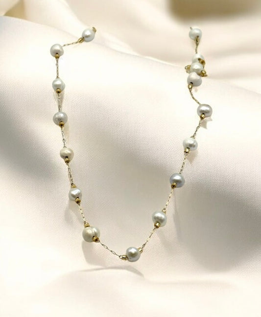 LONG PEARL NECKLACE