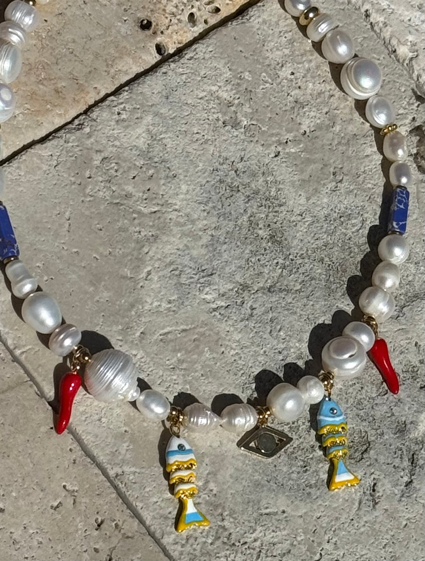 PEARL FISH NECKLACE