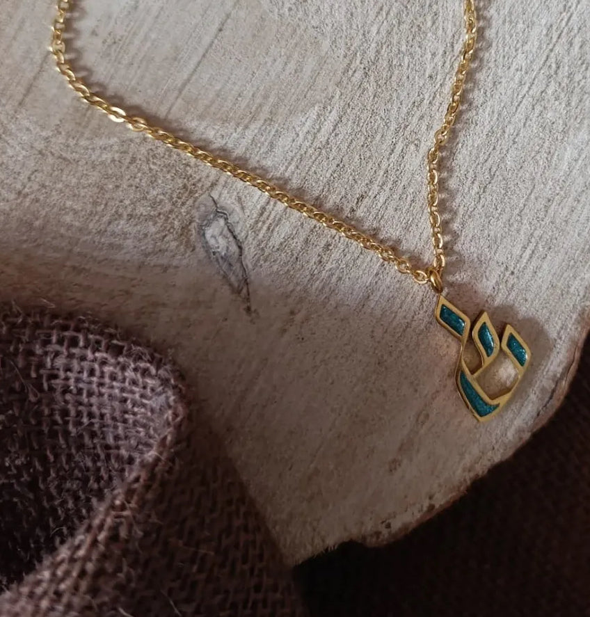 ש Necklace