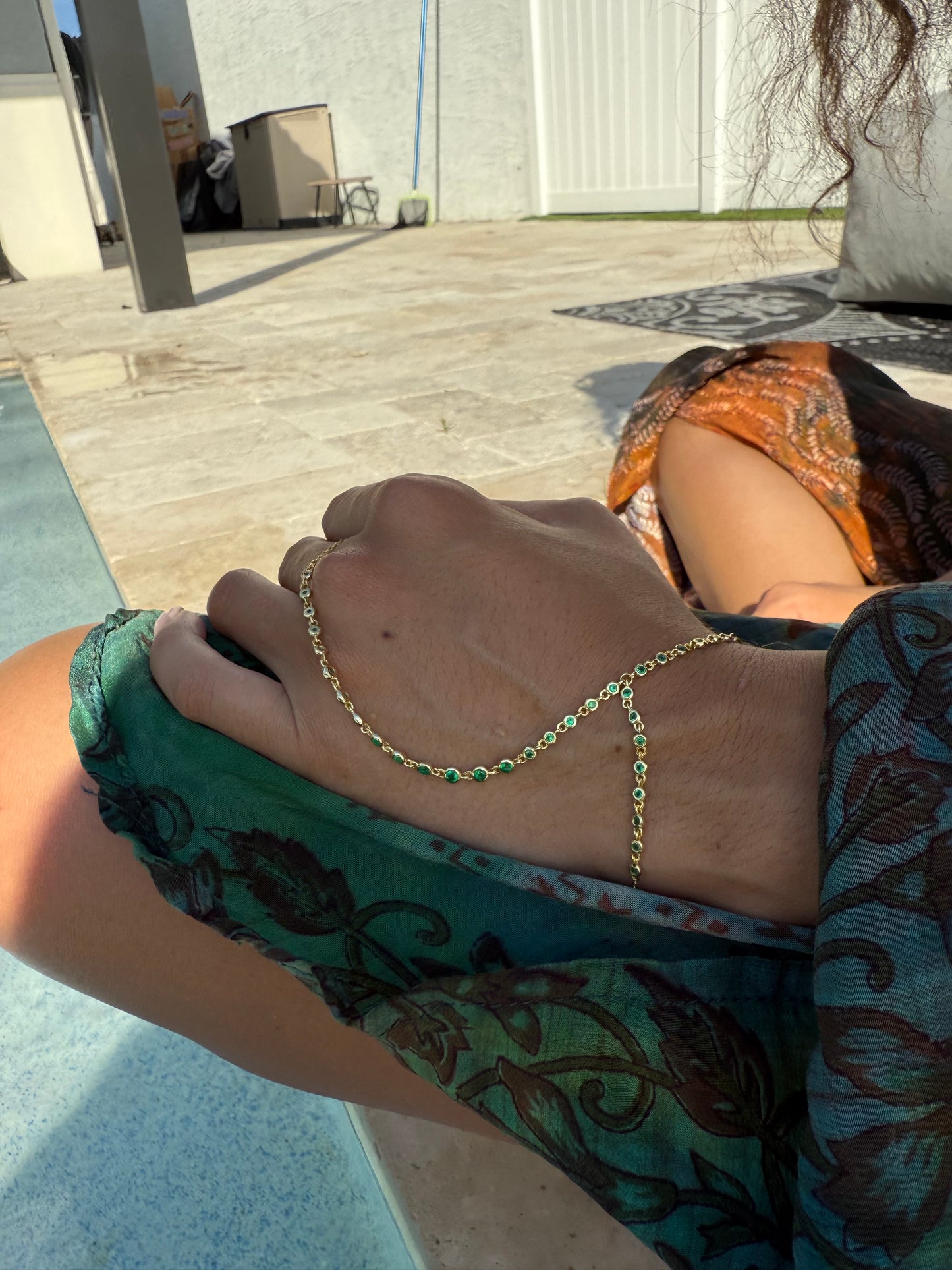 DAINTY  ROUND CZ HAND CHAIN