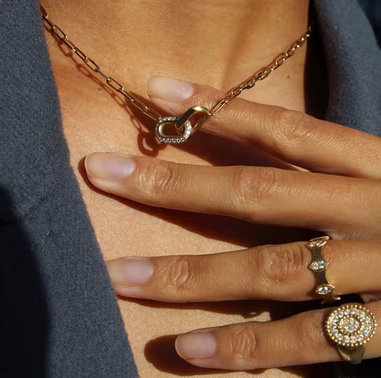 DOUBLE HOOK NECKLACE