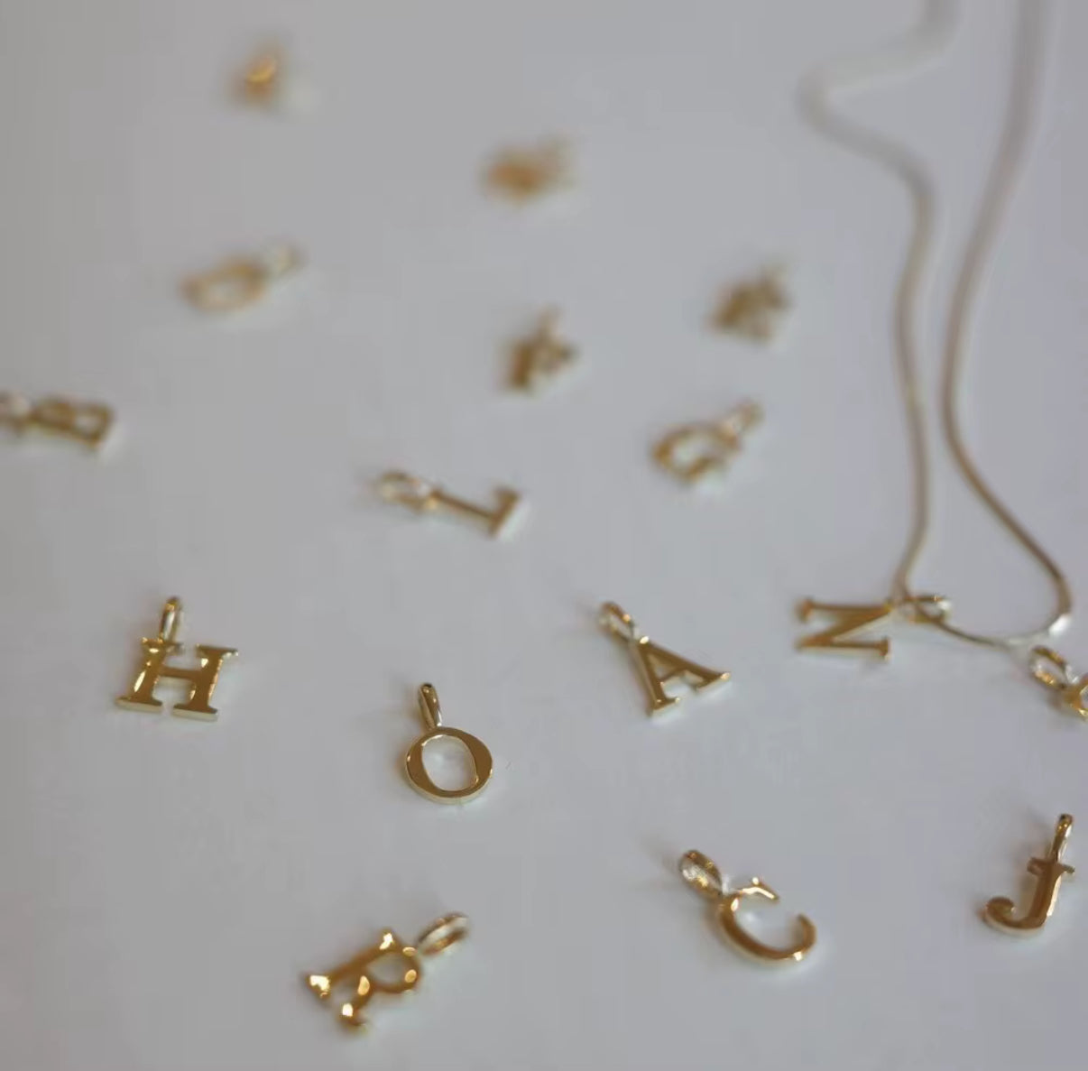 SMALL LETTER CHARMS
