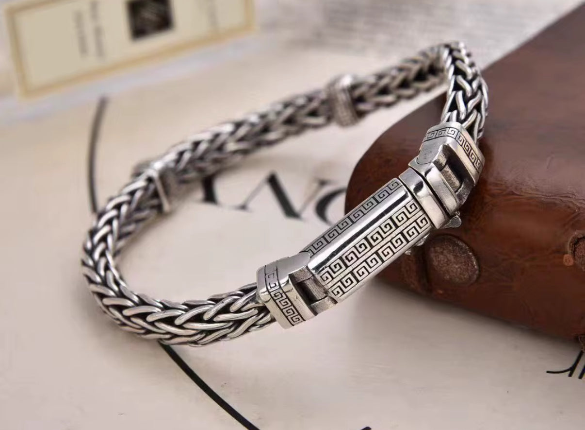 WOVEN BRACELET