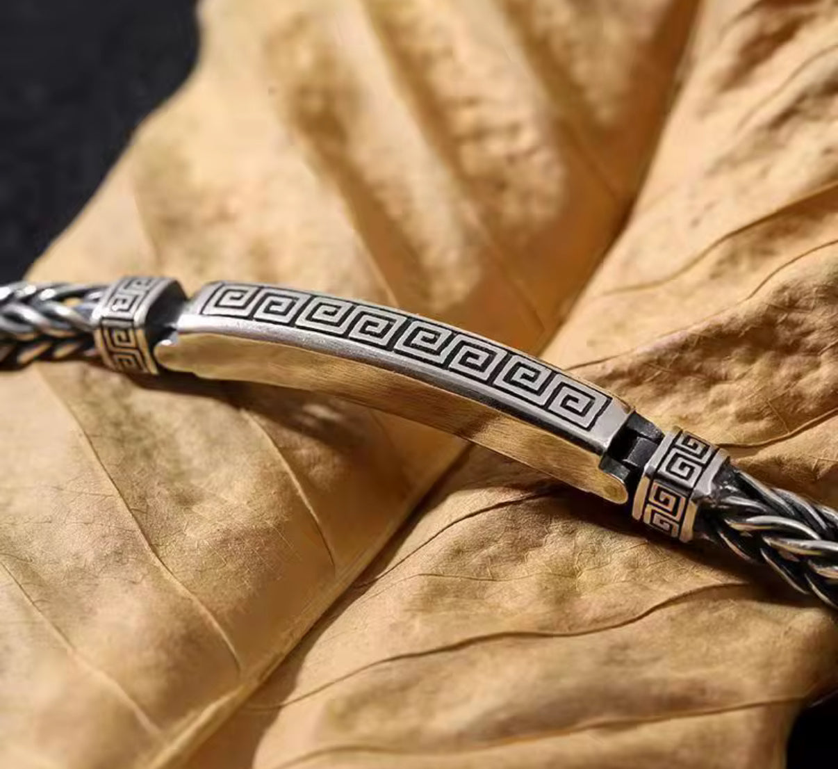 VINTAGE RETRO BRACELET