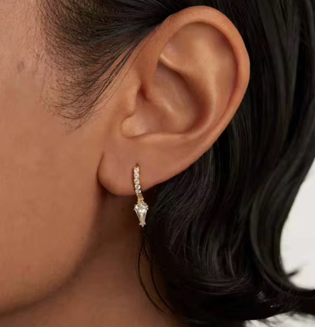 GEOMETRIC CZ HUGGIES