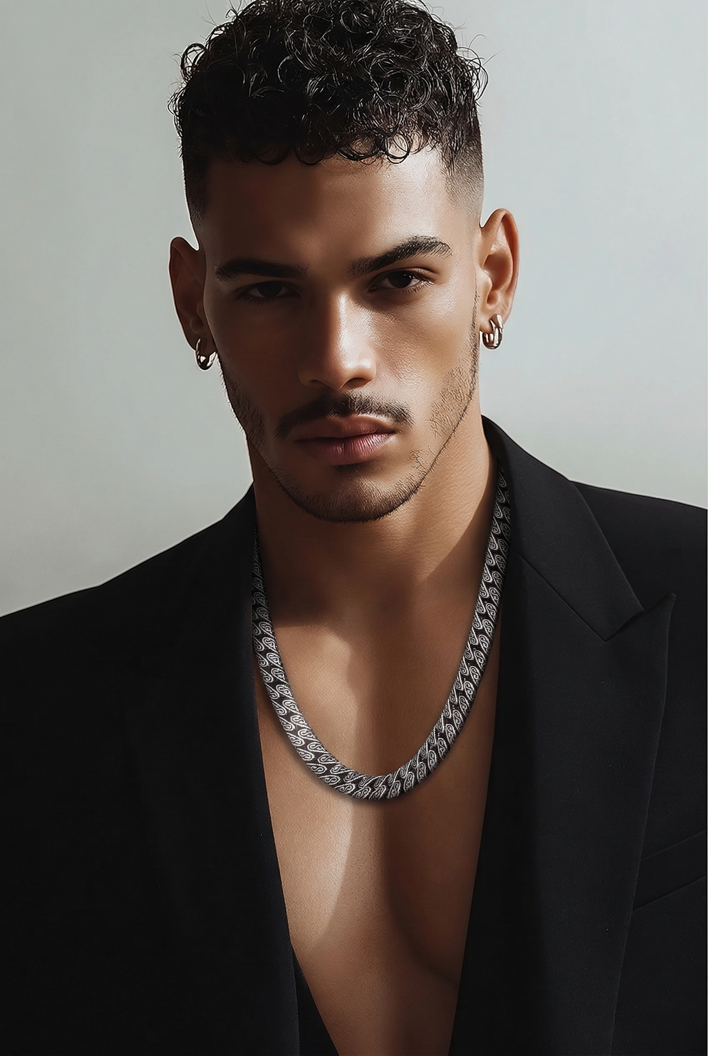 CUBAN GOTHIC NECKLACE