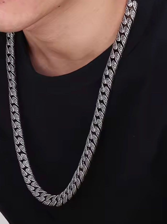 CUBAN GOTHIC NECKLACE