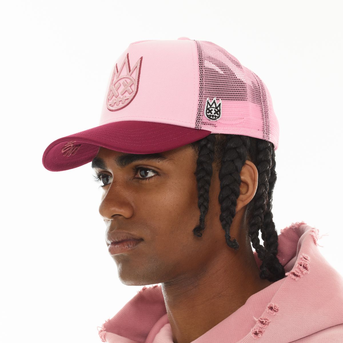 CULT LOGO MESH BACK TRUCKER HAT