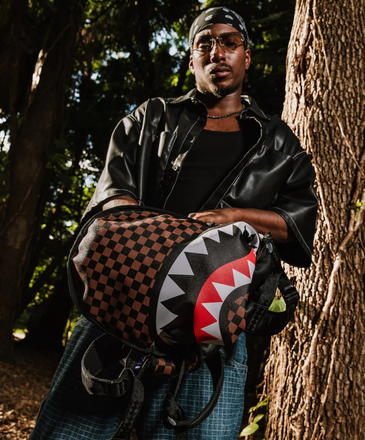 INVERTED SHARK POCKET DLXS BACKPACK