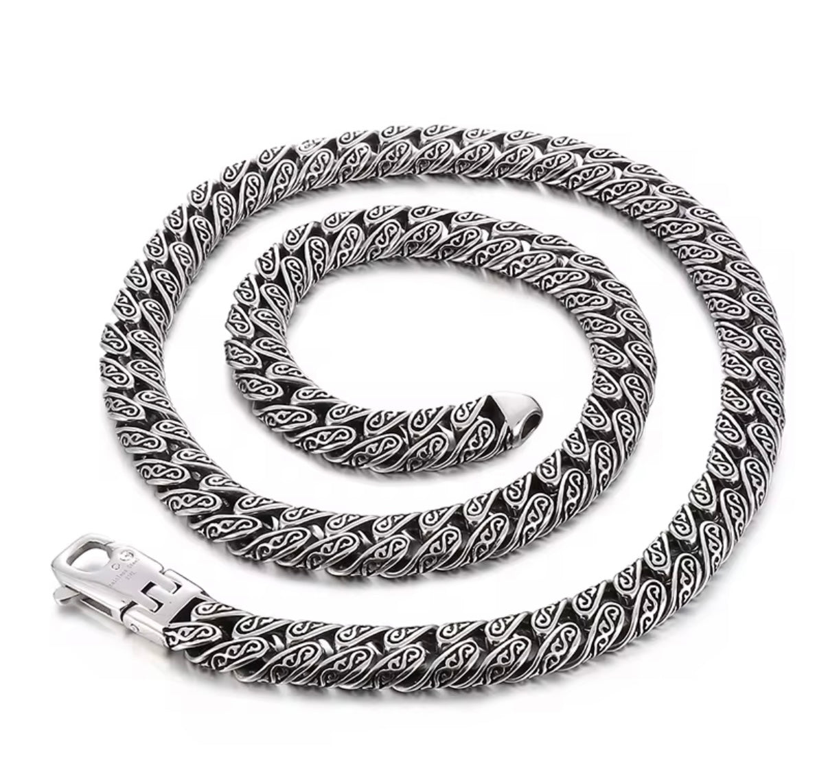 CUBAN GOTHIC NECKLACE