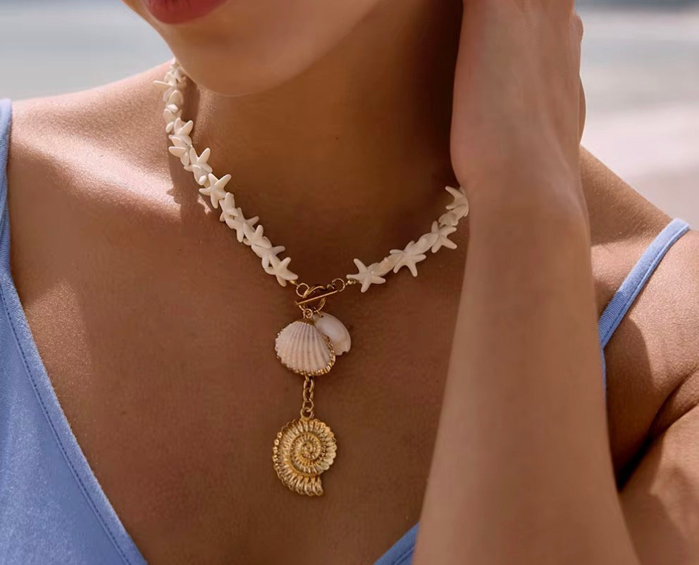 SHELL STARFISH NECKLACE