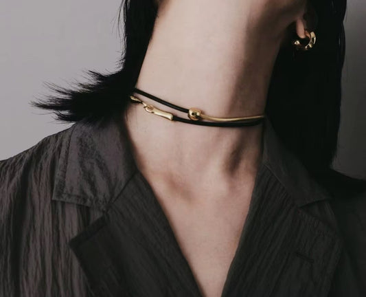 LEATHER WRAP CHOKER