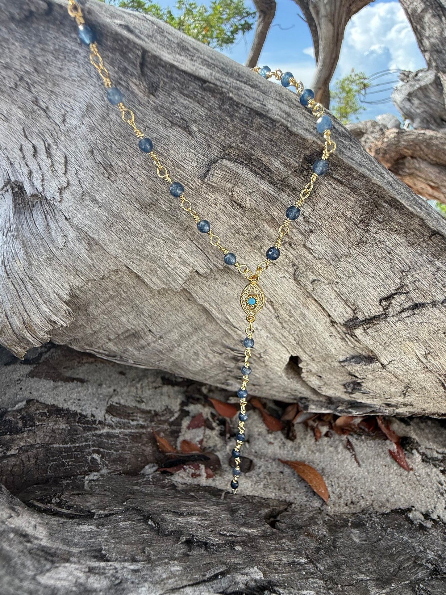 BEADED EYE NECKLACE