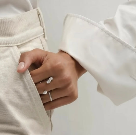 PEAR CUT DOUBLE RING