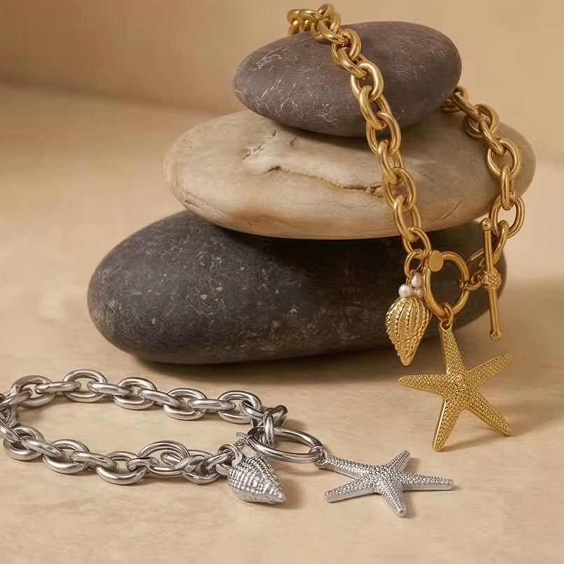 SHELL CHARM BRACELET
