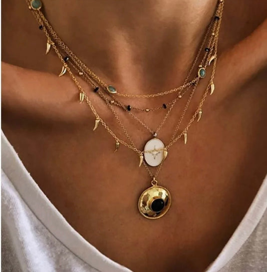 DAINTY SPIKE NECKLACE