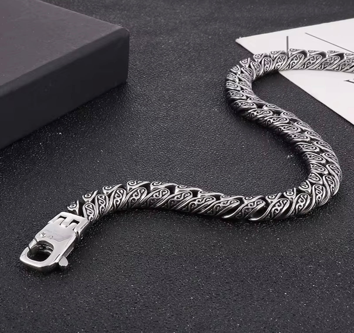 CUBAN GOTHIC NECKLACE