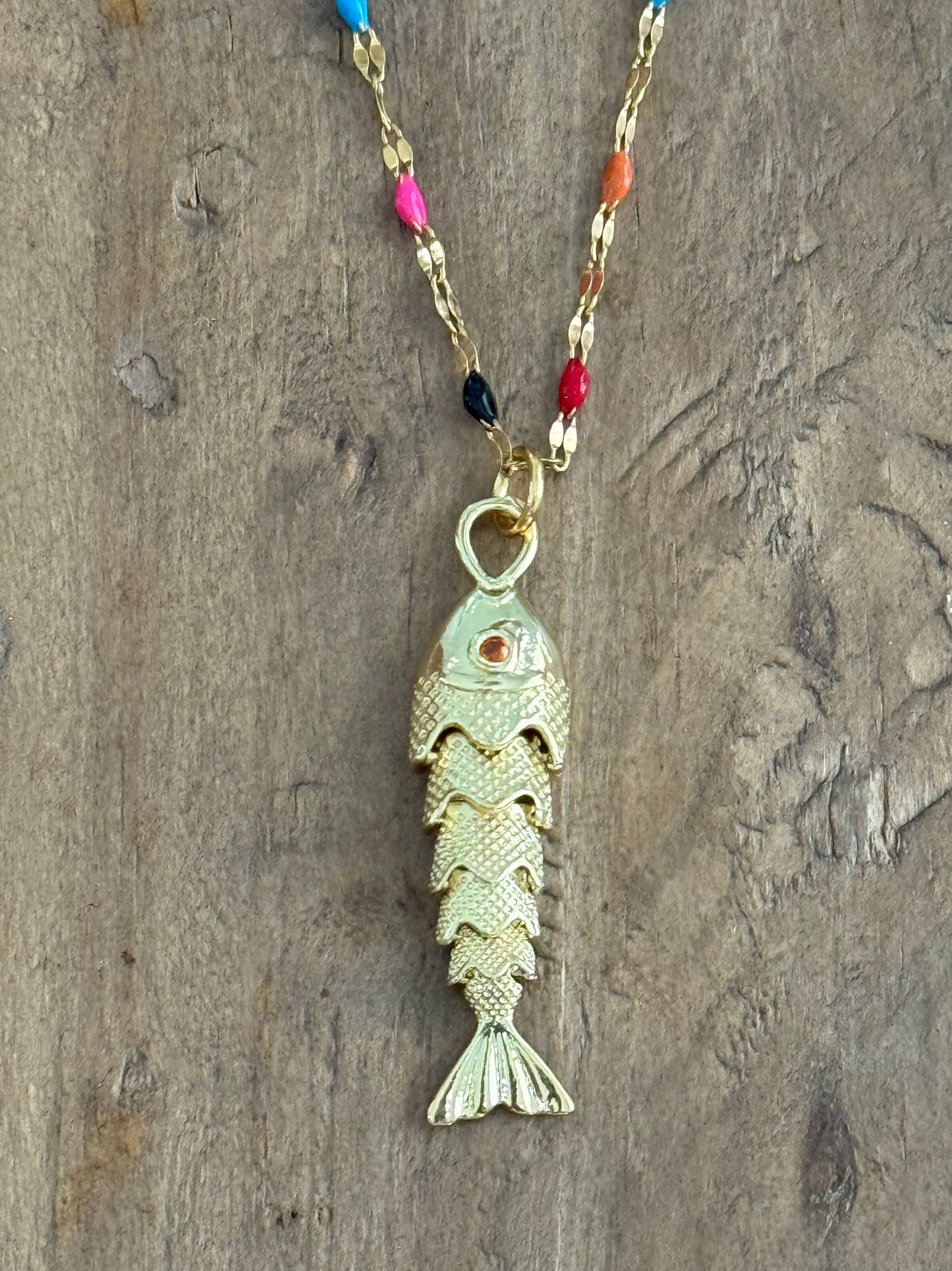 DAINTY LARGE FISH NECKLACE
