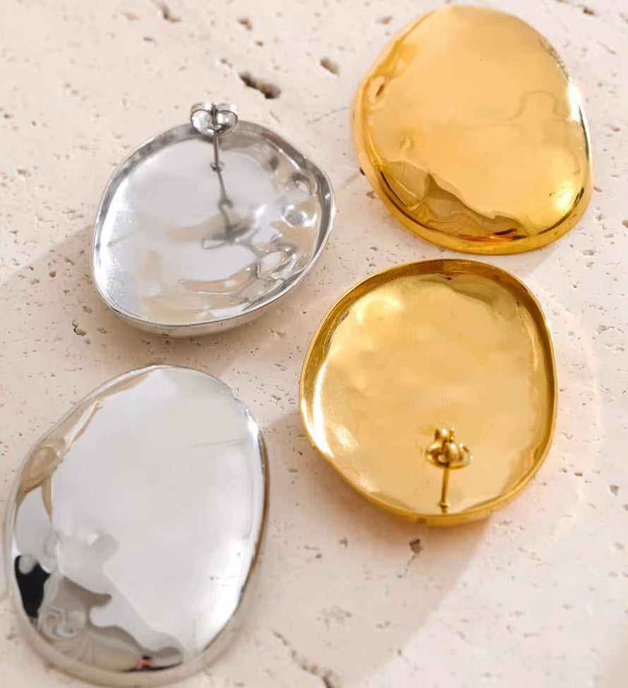 OVAL EARRINGS