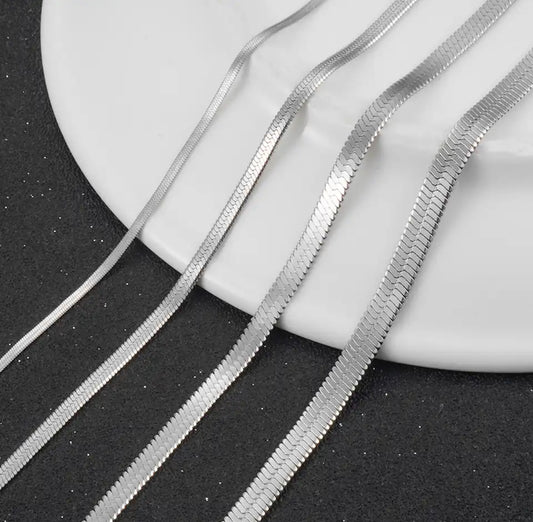 MENS FLAT SNAKE NECKLACE