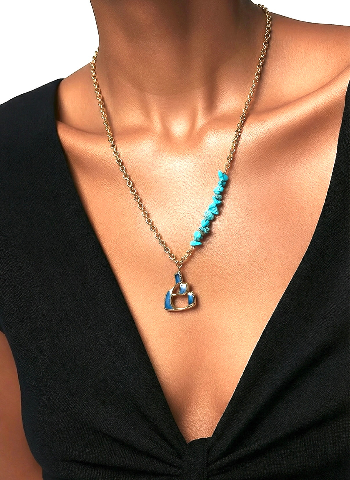 ש LONG NECKLACE