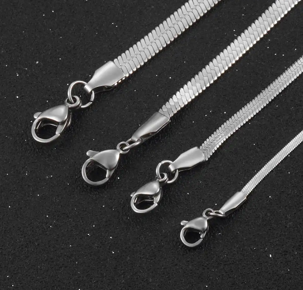 MENS FLAT SNAKE NECKLACE