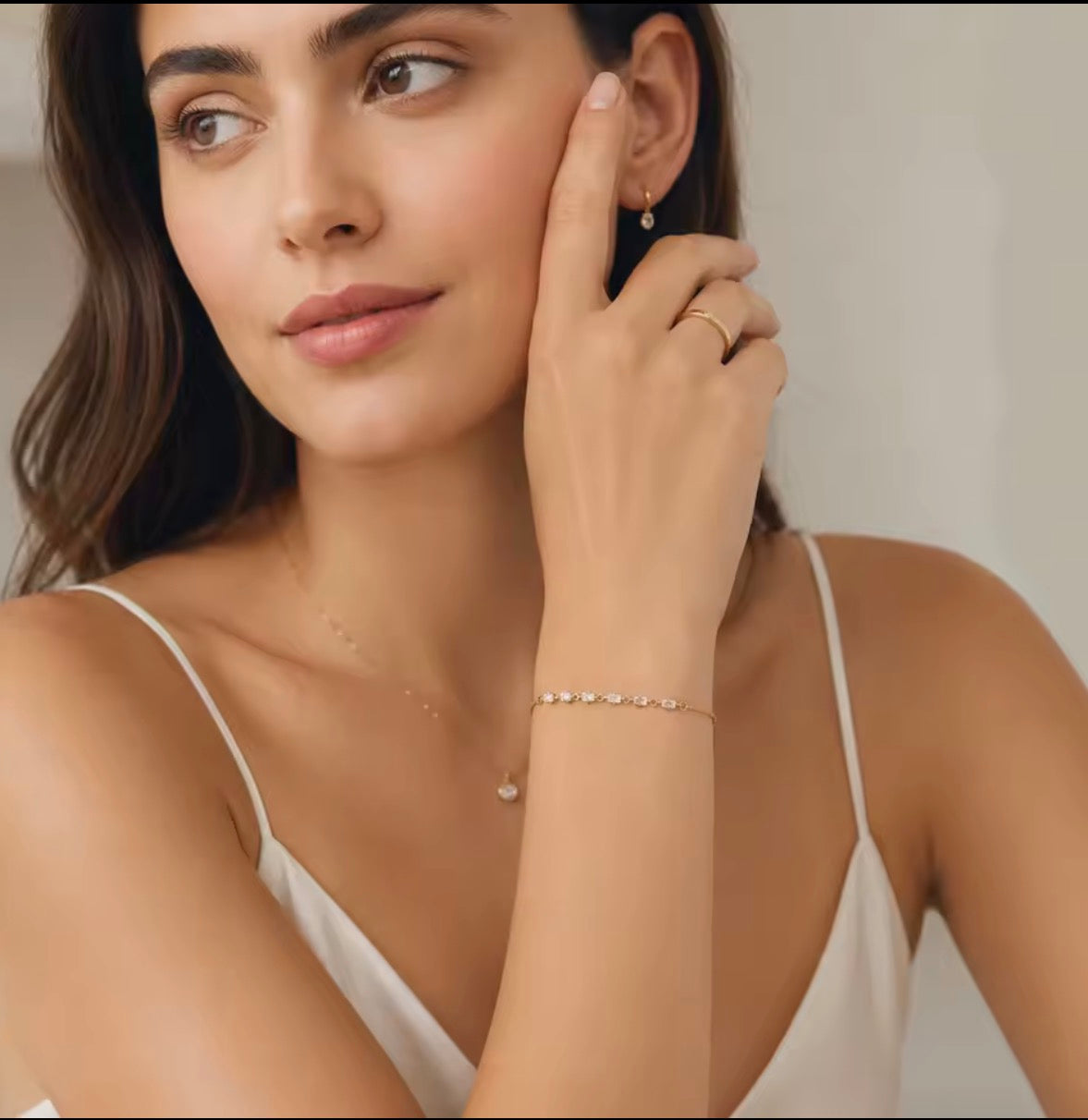 DANITY LOOP BRACELET