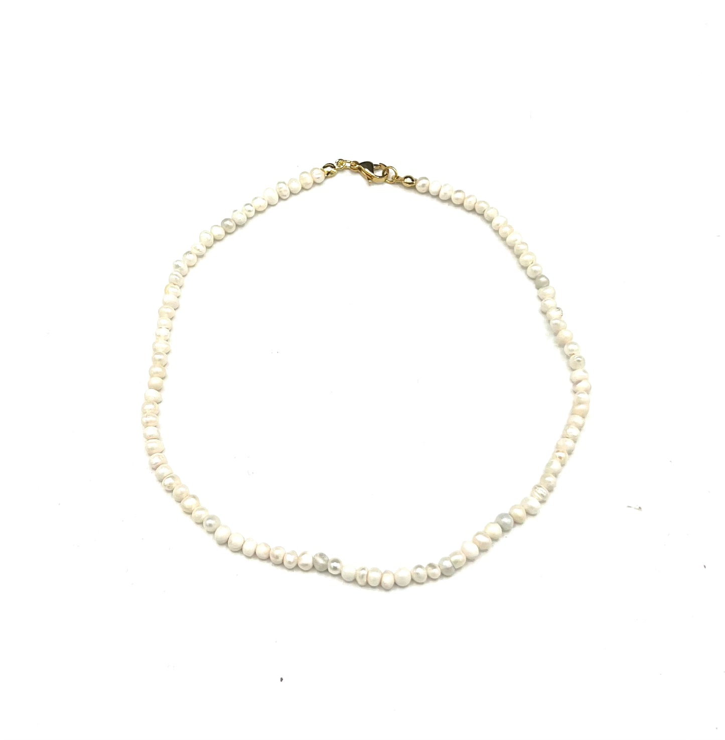 DAINTY PEARL NECKLACES