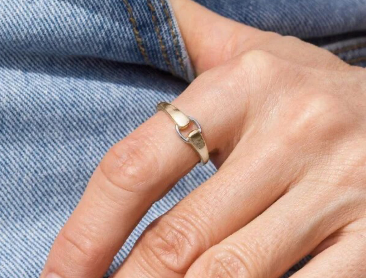 TWO TONE DAINTY RING